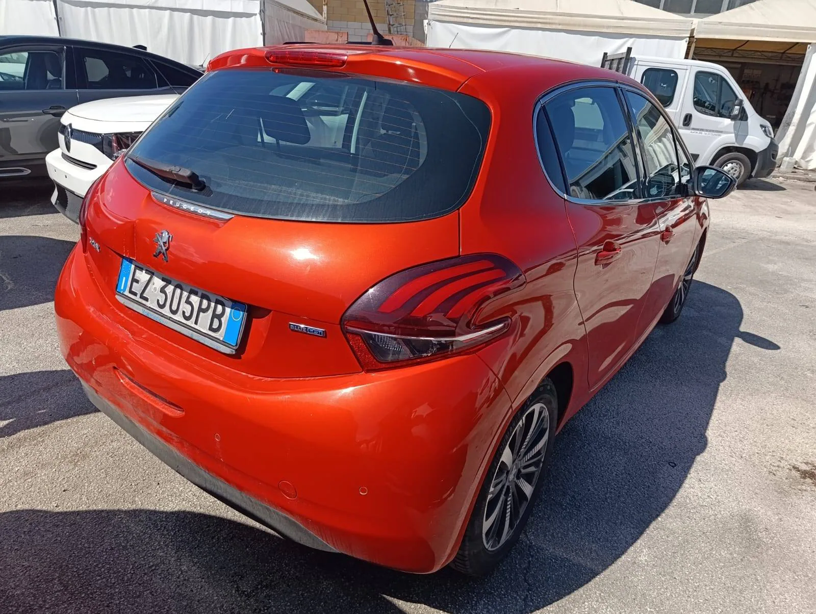Peugeot 208 — снимка 4