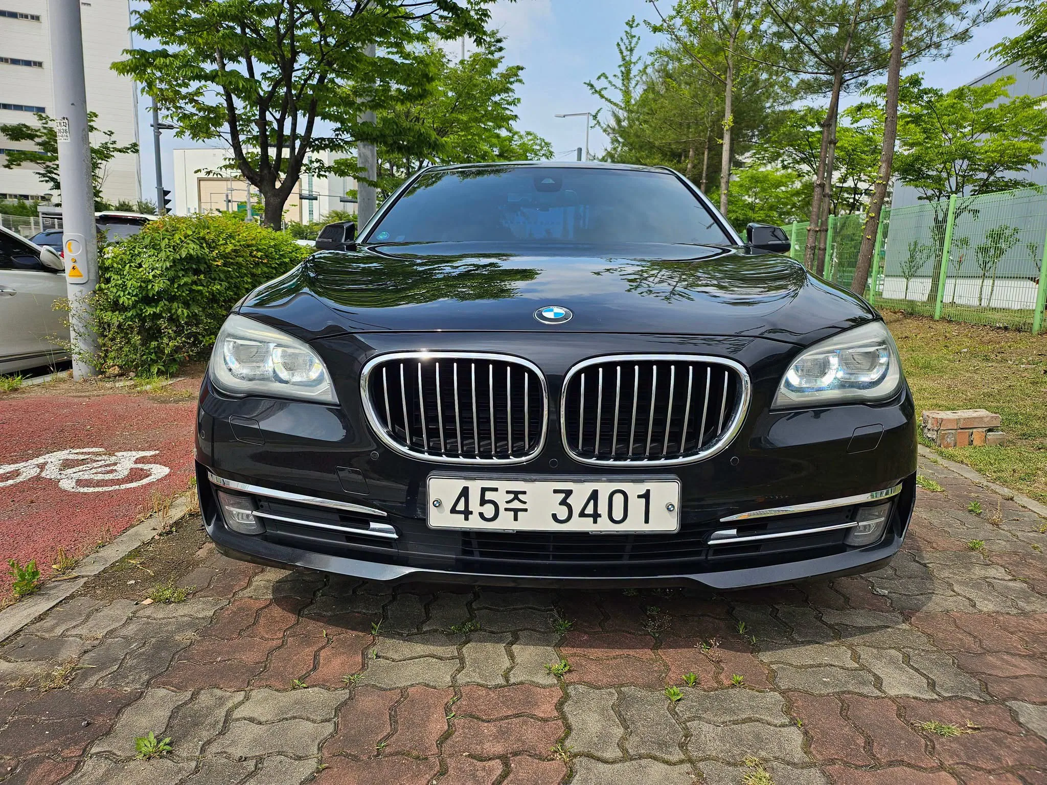 BMW 7 Series F01 — снимка 2