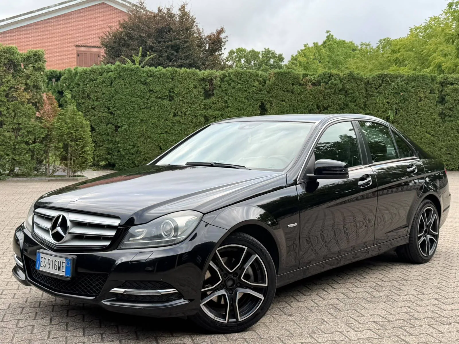 Mercedes-Benz C 220 — снимка 1