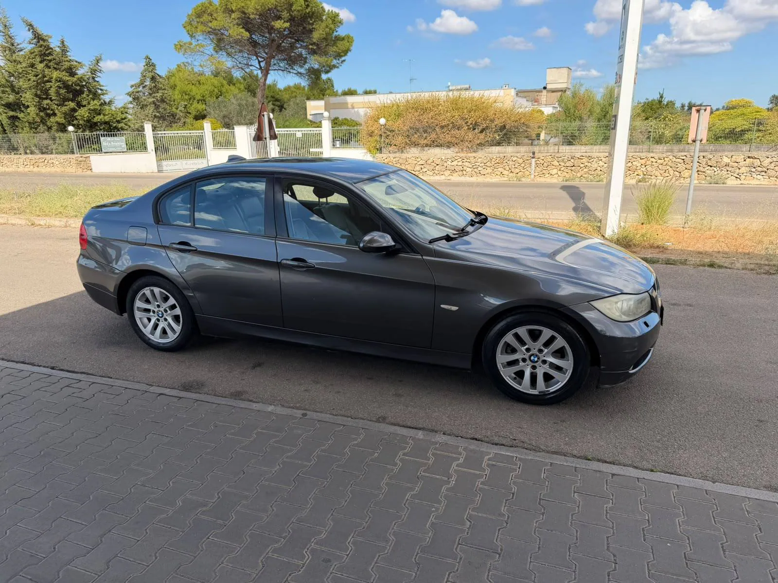 BMW 320d — снимка 3