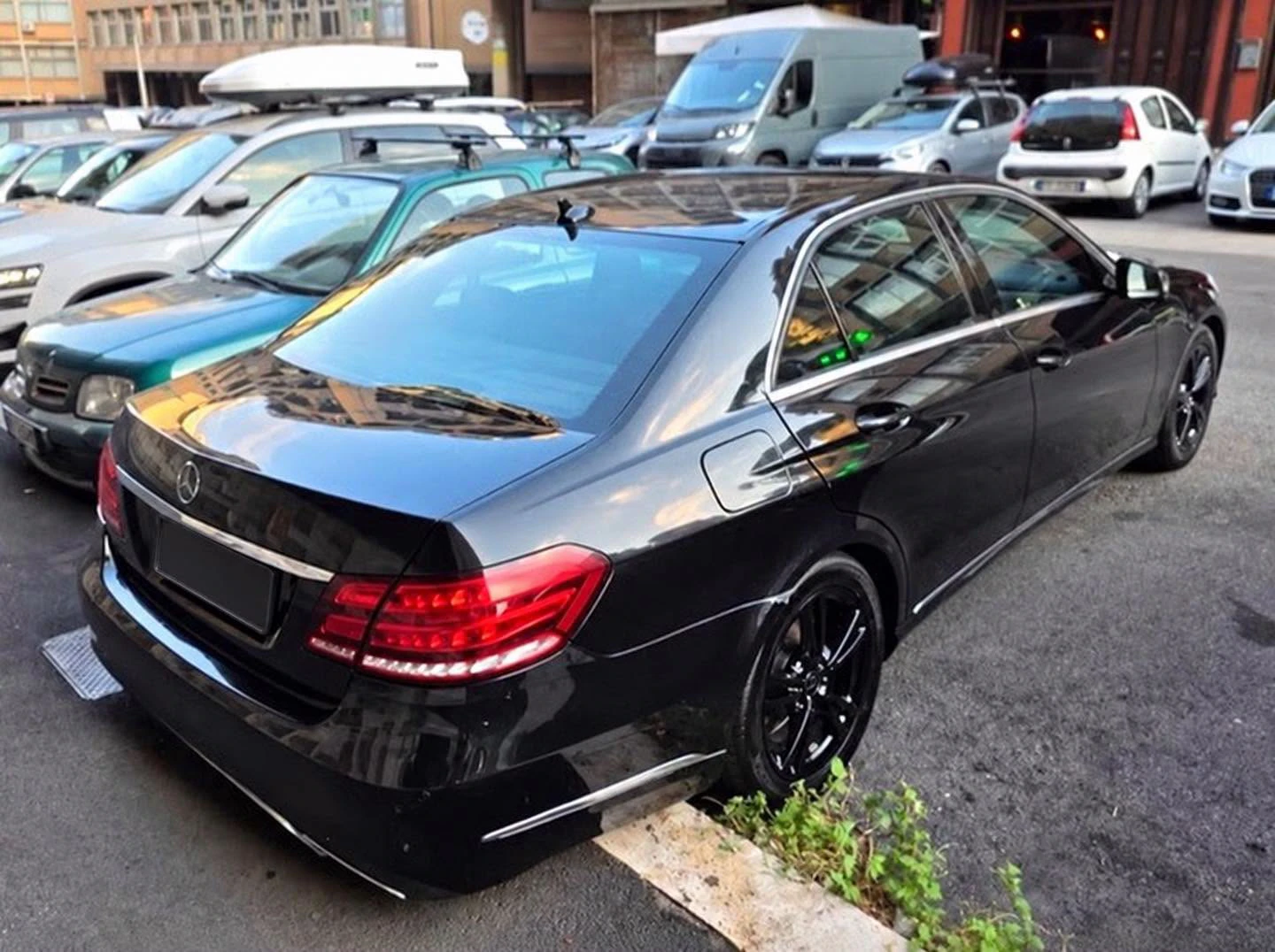 Mercedes-Benz E 220d — снимка 4