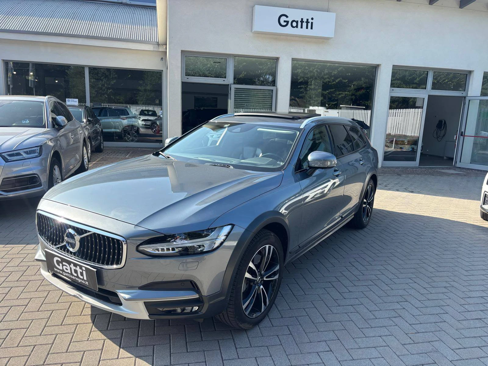 Volvo V90 Cross Country