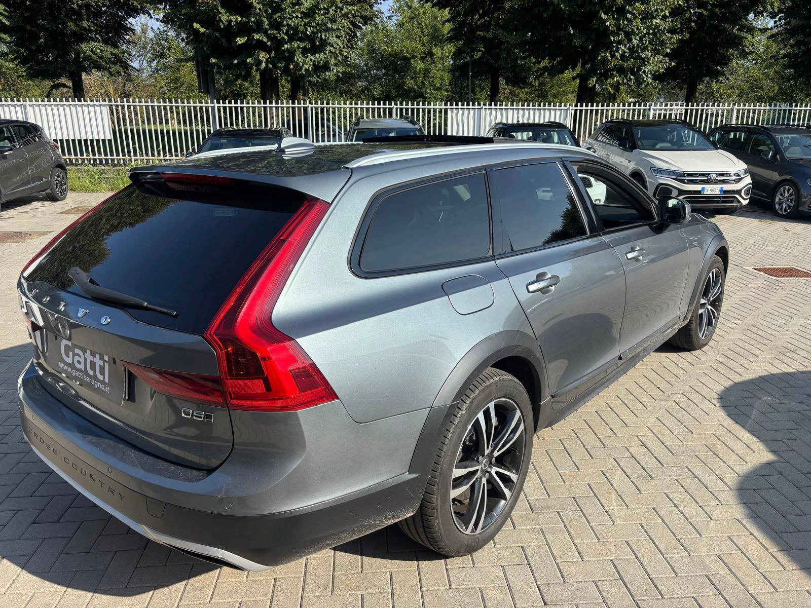 Volvo V90 Cross Country — снимка 5
