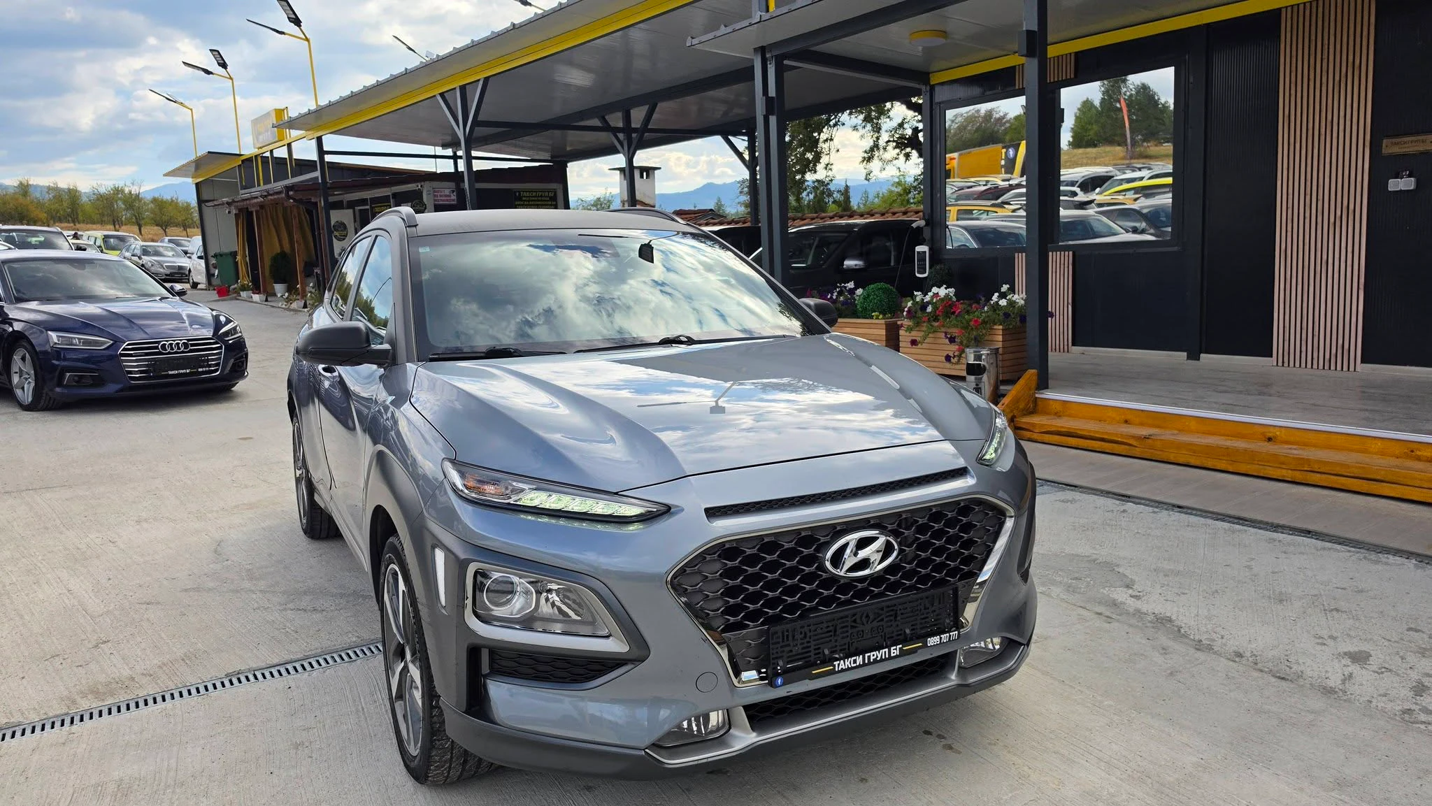 Hyundai Kona Premium Edition — снимка 2