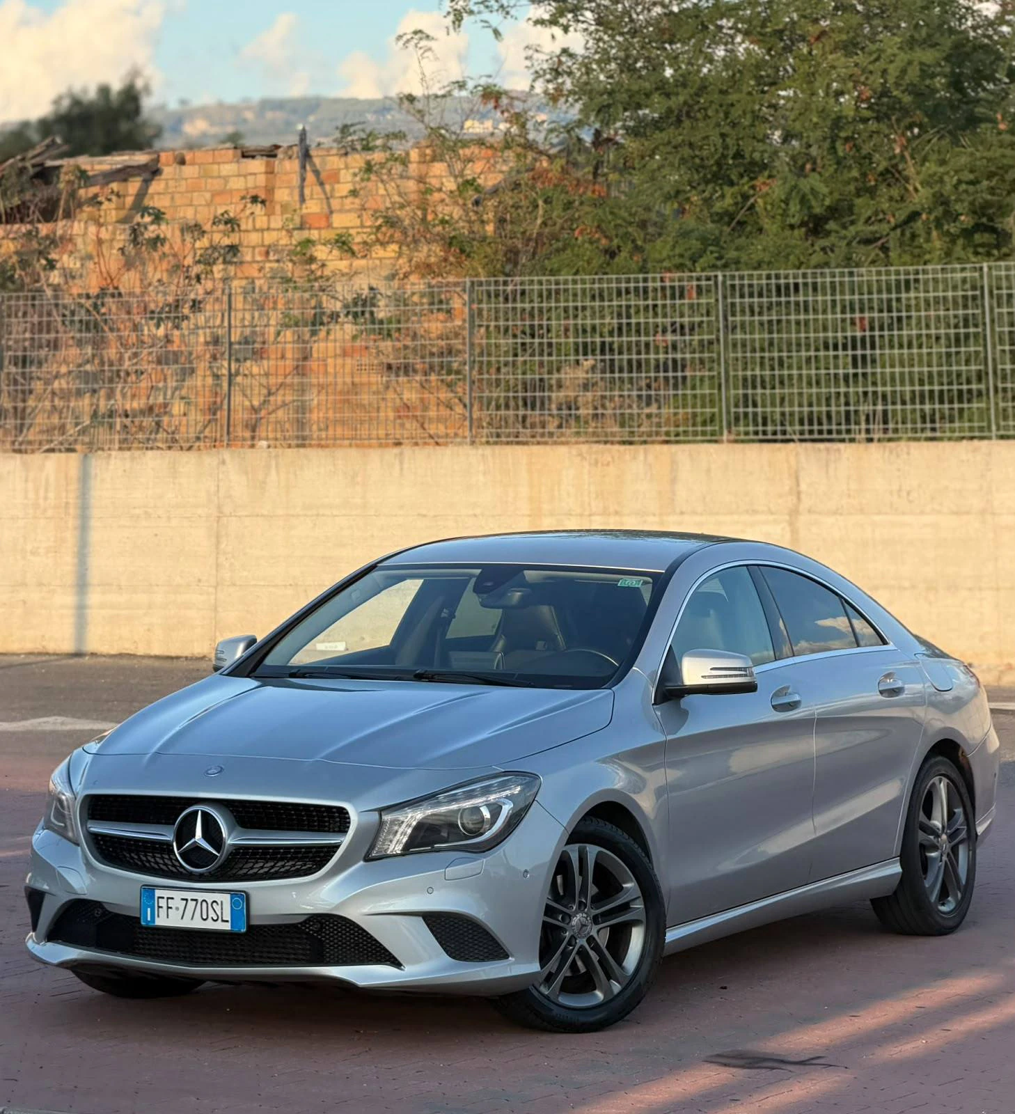 Mercedes-Benz CLA
