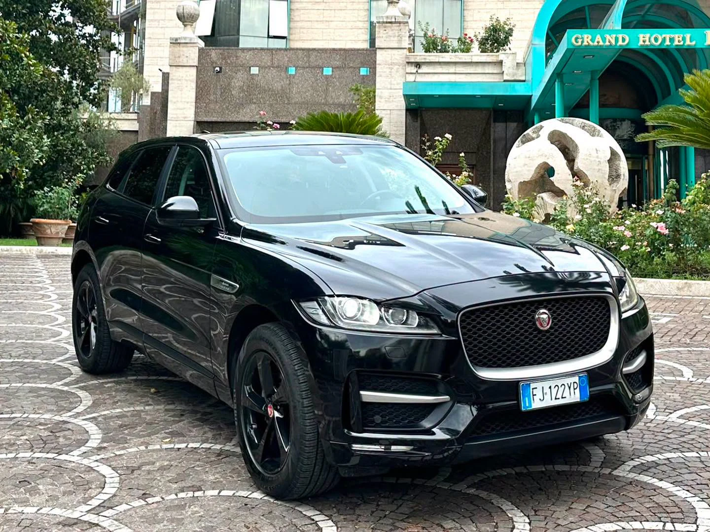Jaguar F-Pace — снимка 4