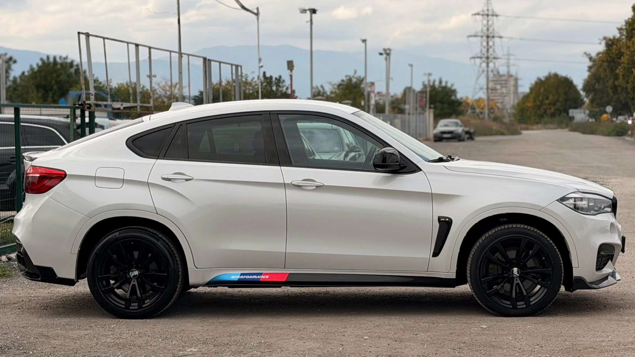 BMW X6 M50D — снимка 4