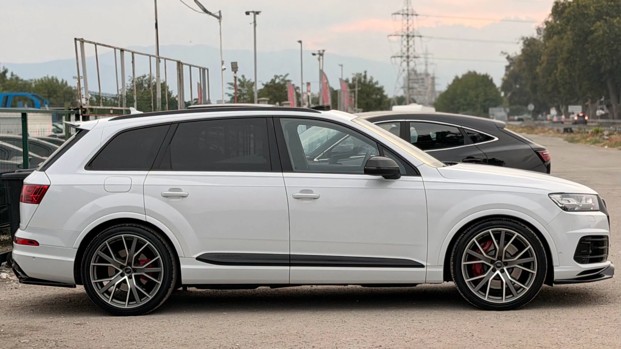 Audi SQ7 — снимка 4
