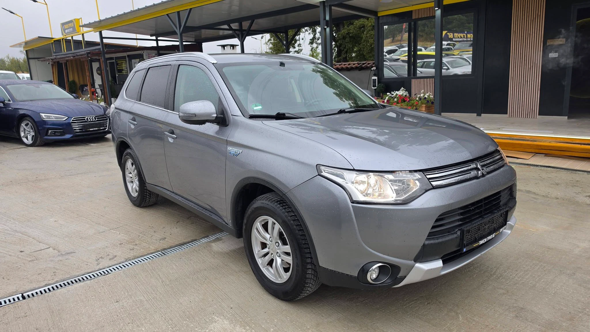Mitsubishi Outlander — снимка 3