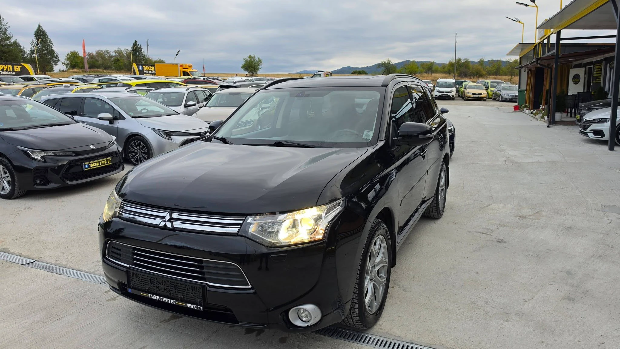 Mitsubishi Outlander
