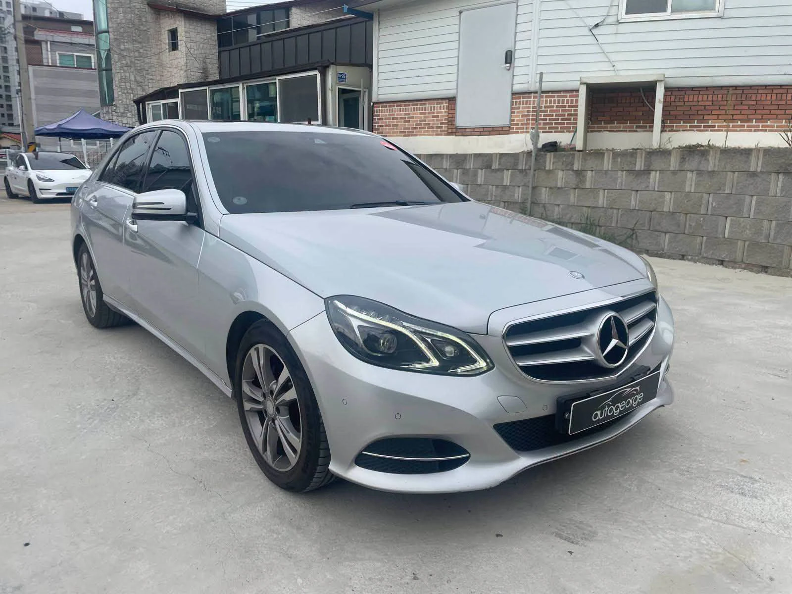 Mercedes-Benz W 212 E 220 Bluetec — снимка 2