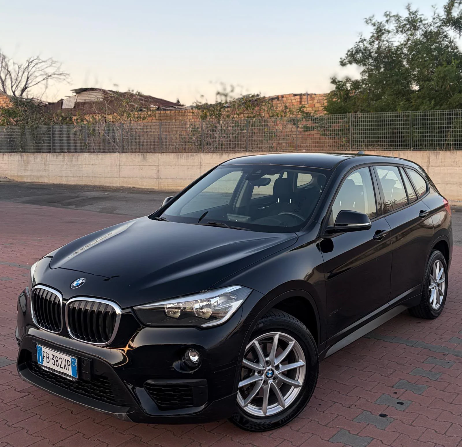 BMW X1 F48 Luxury — снимка 2
