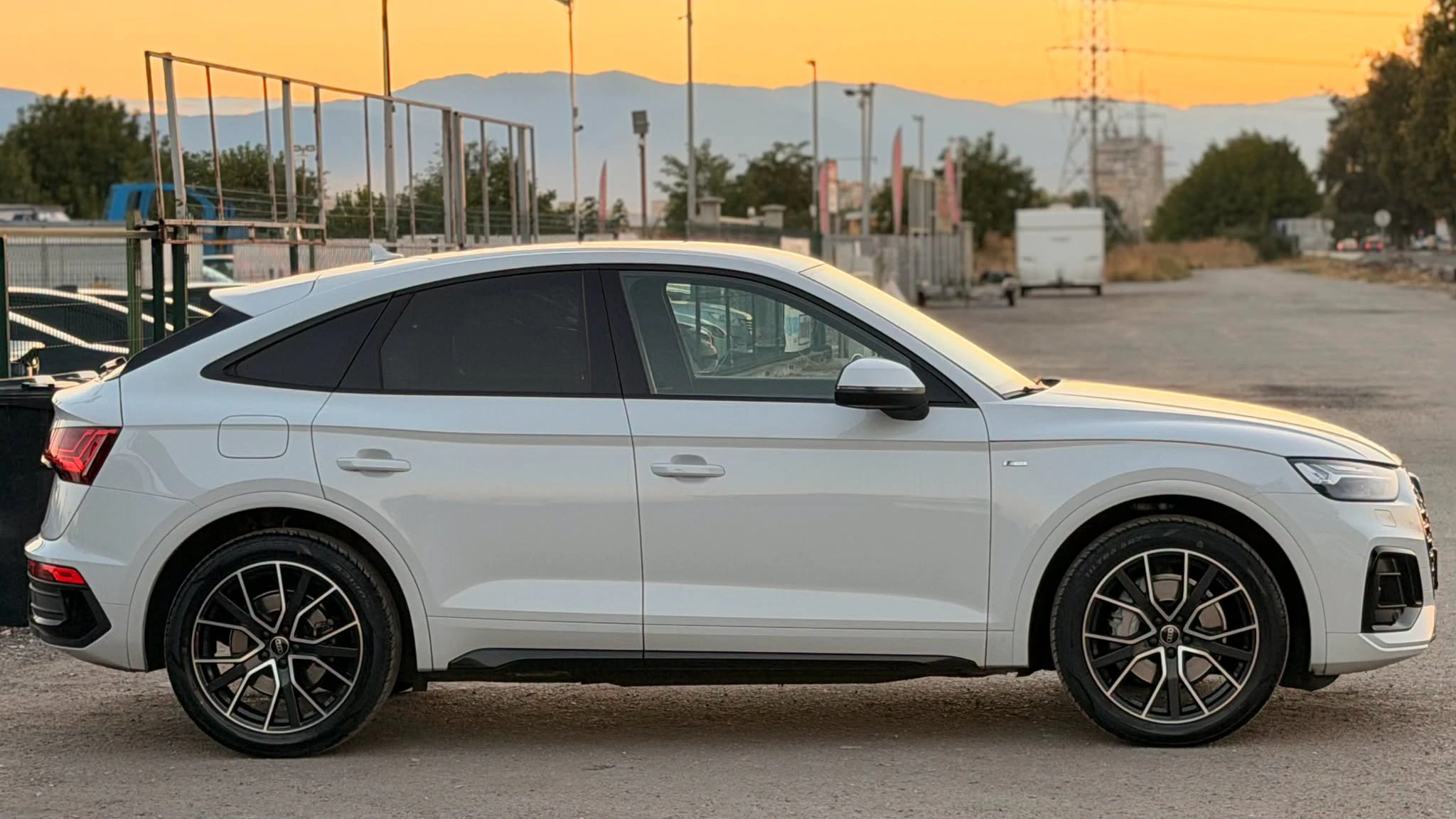 Audi Q5 40Tdi S-line — снимка 4