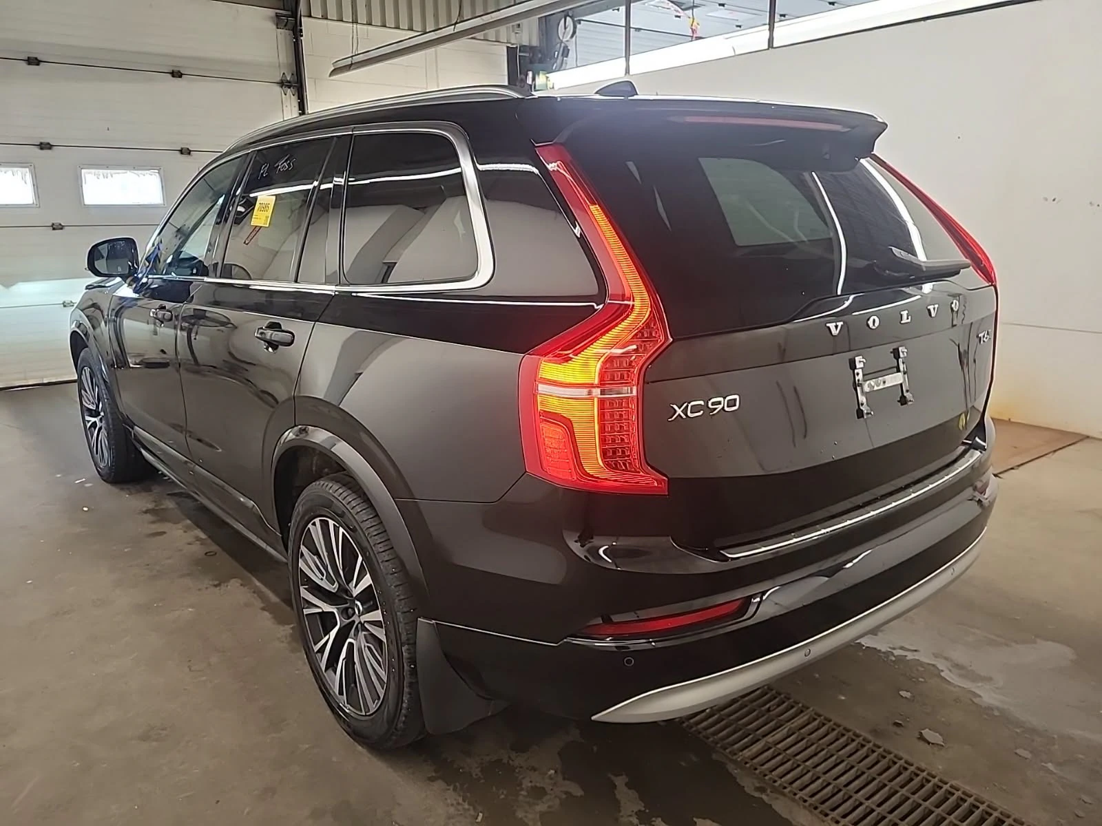 Volvo XC90 Momentum НА — снимка 4
