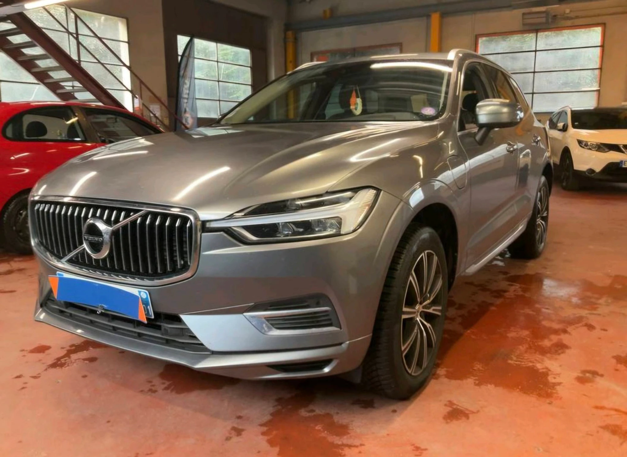Volvo СА Наистина Далече