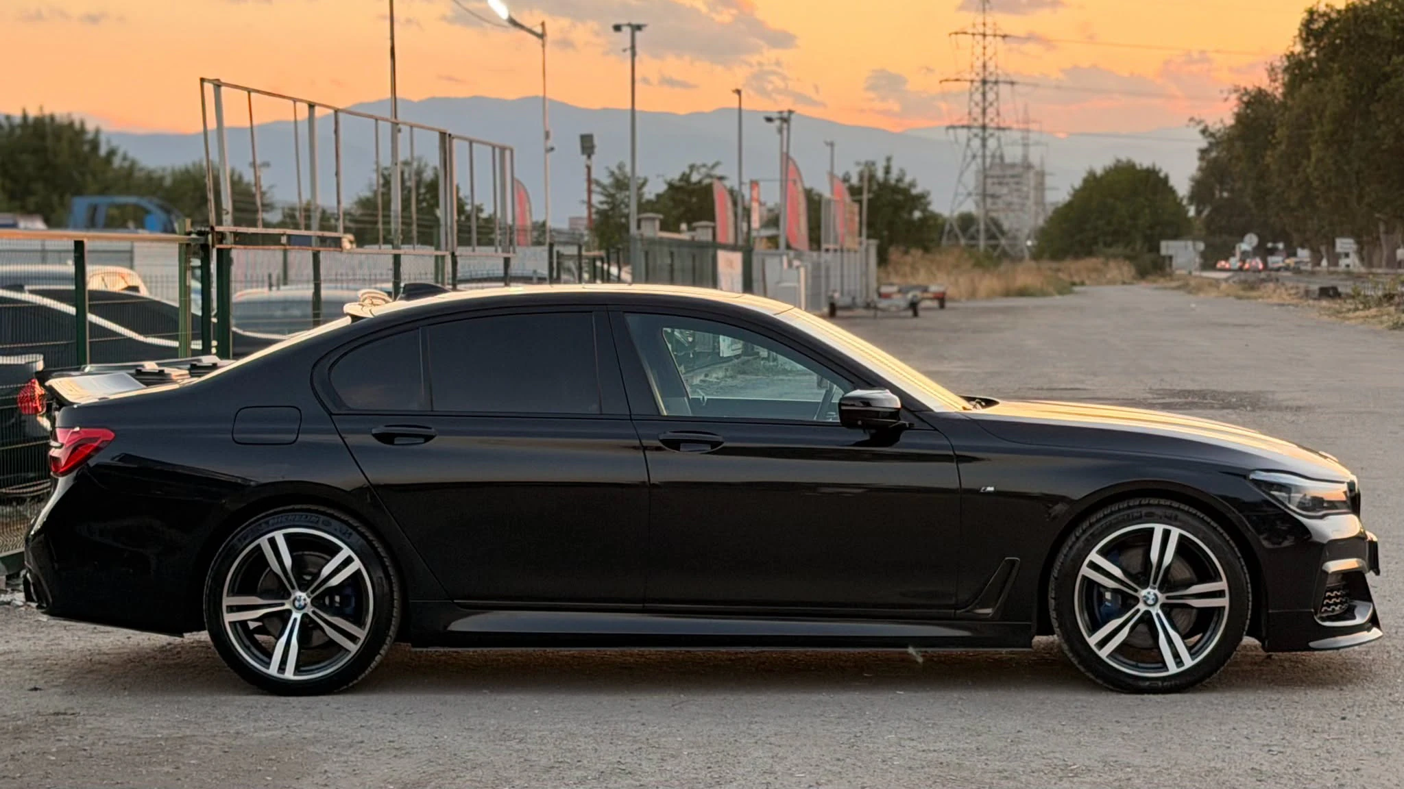 BMW 750d — снимка 4