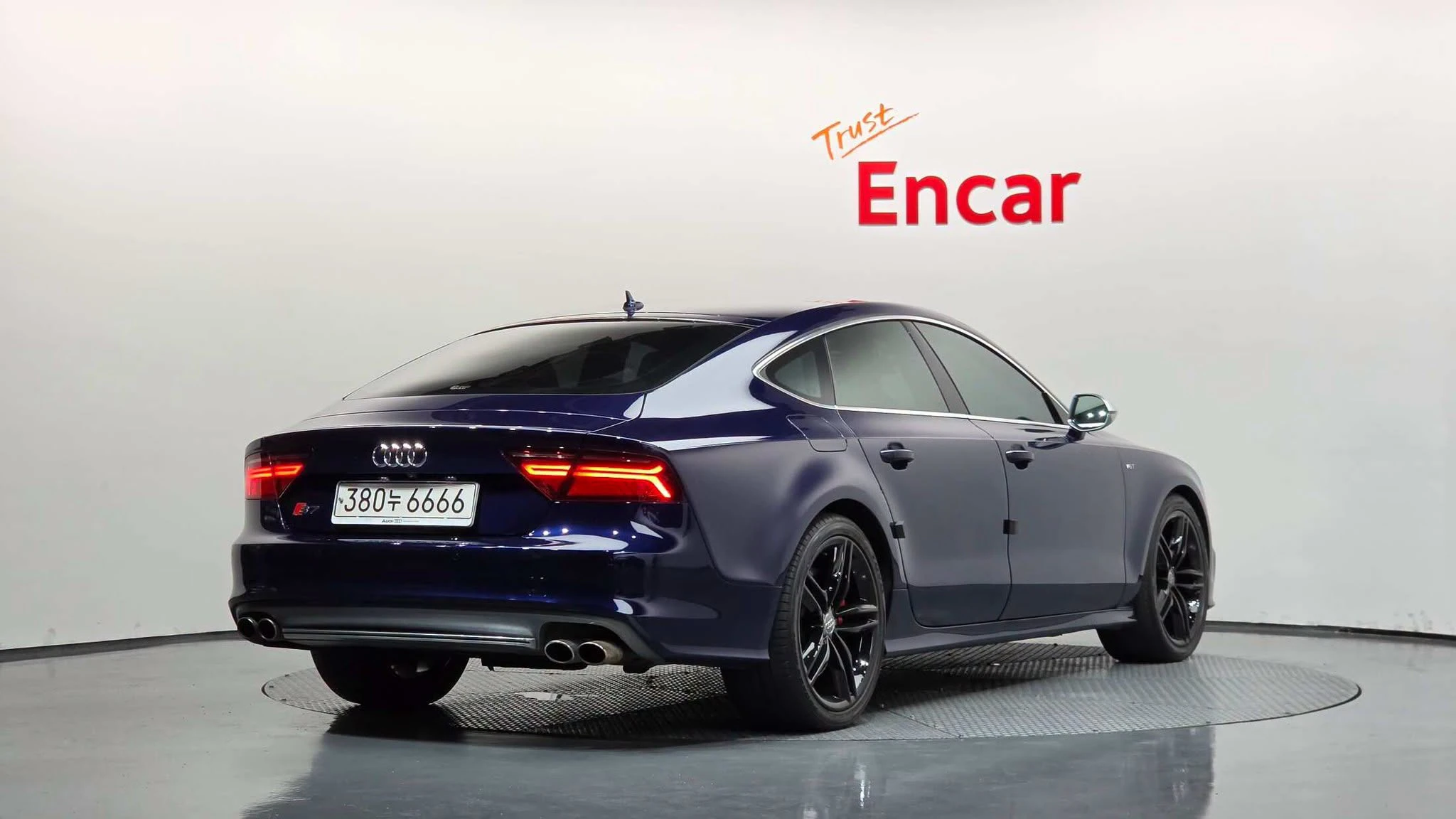 Audi S7