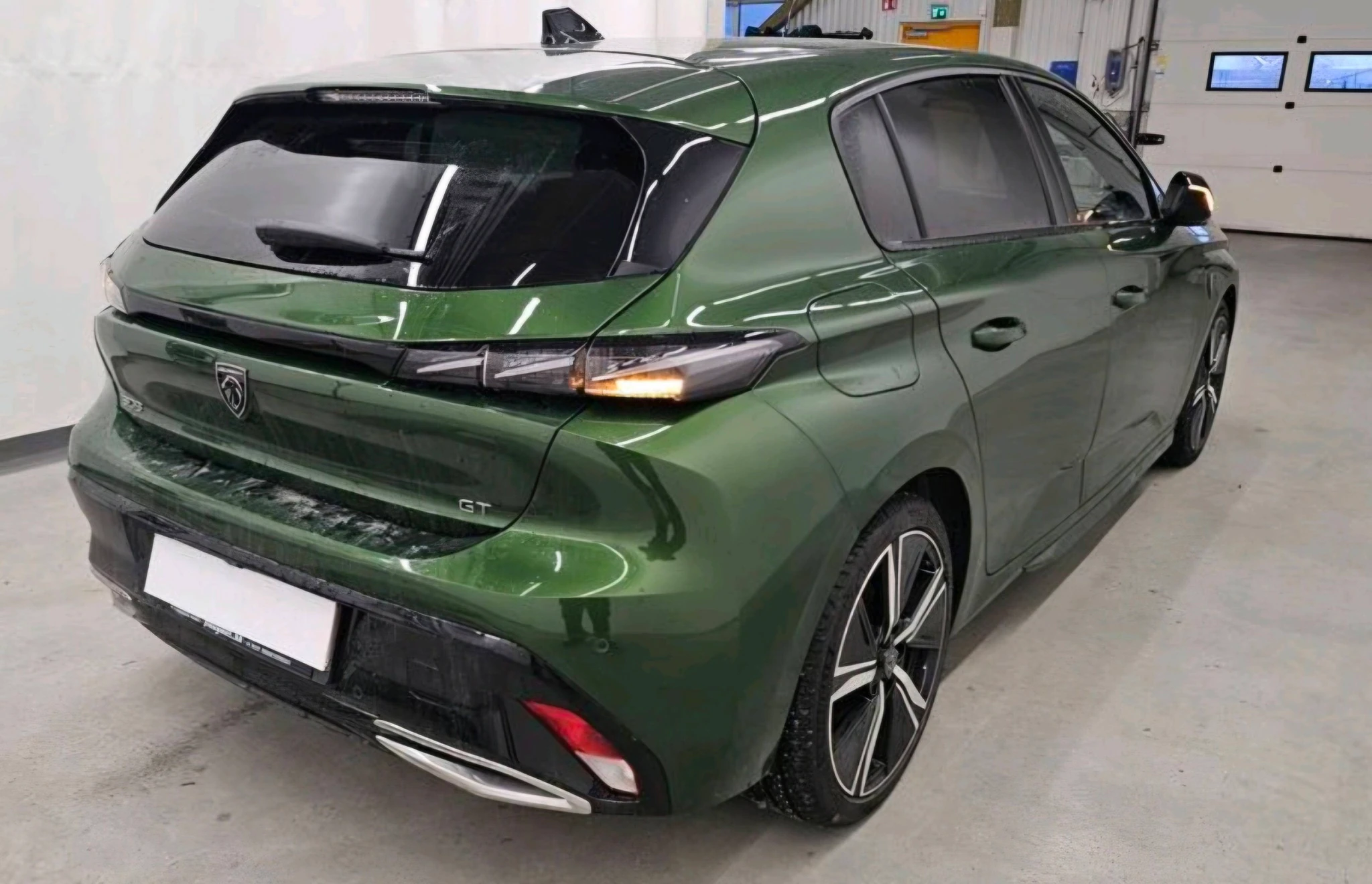 Peugeot 308 PureTech GT — снимка 2