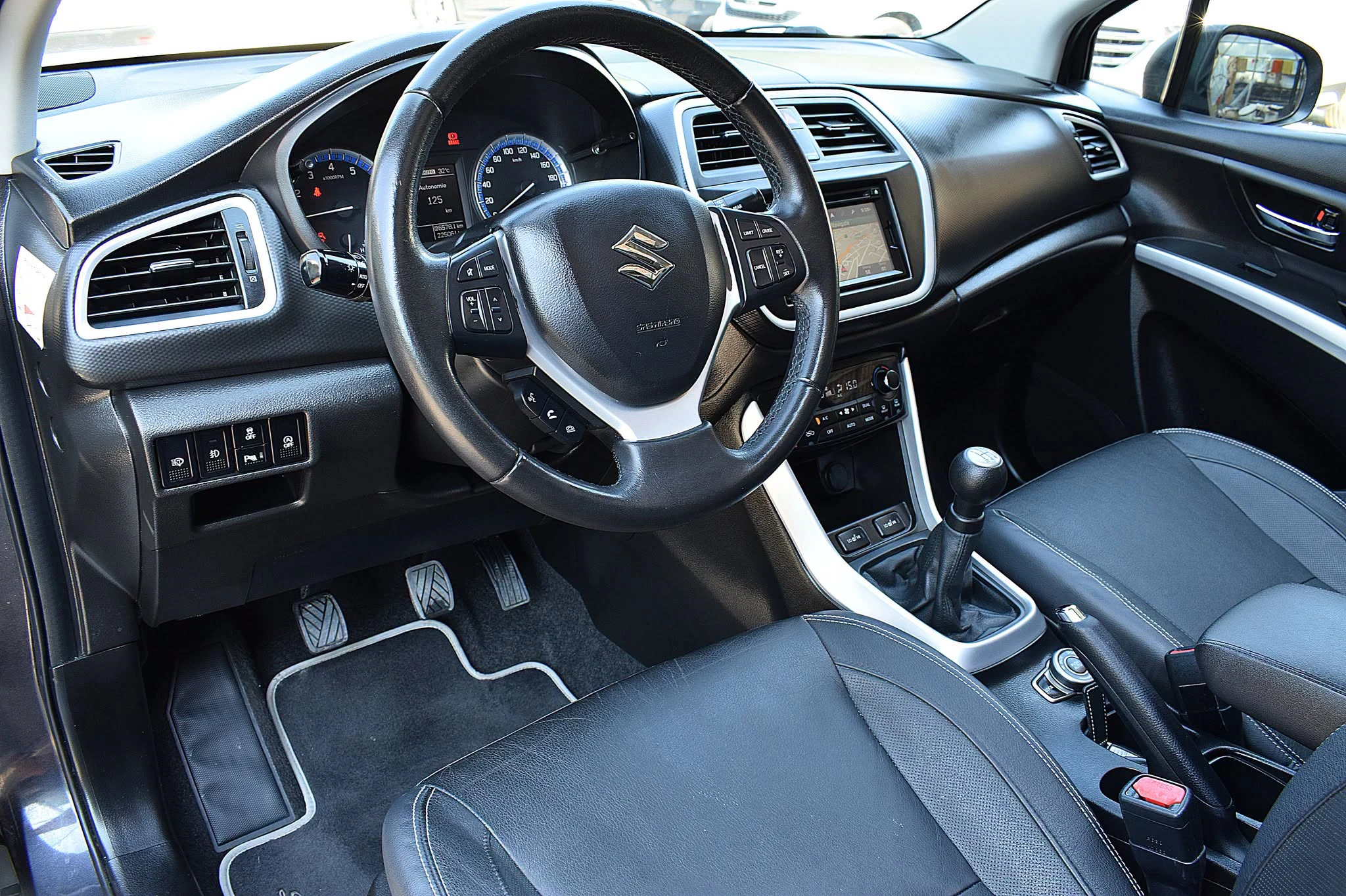 Suzuki SX4 S-cross — снимка 4