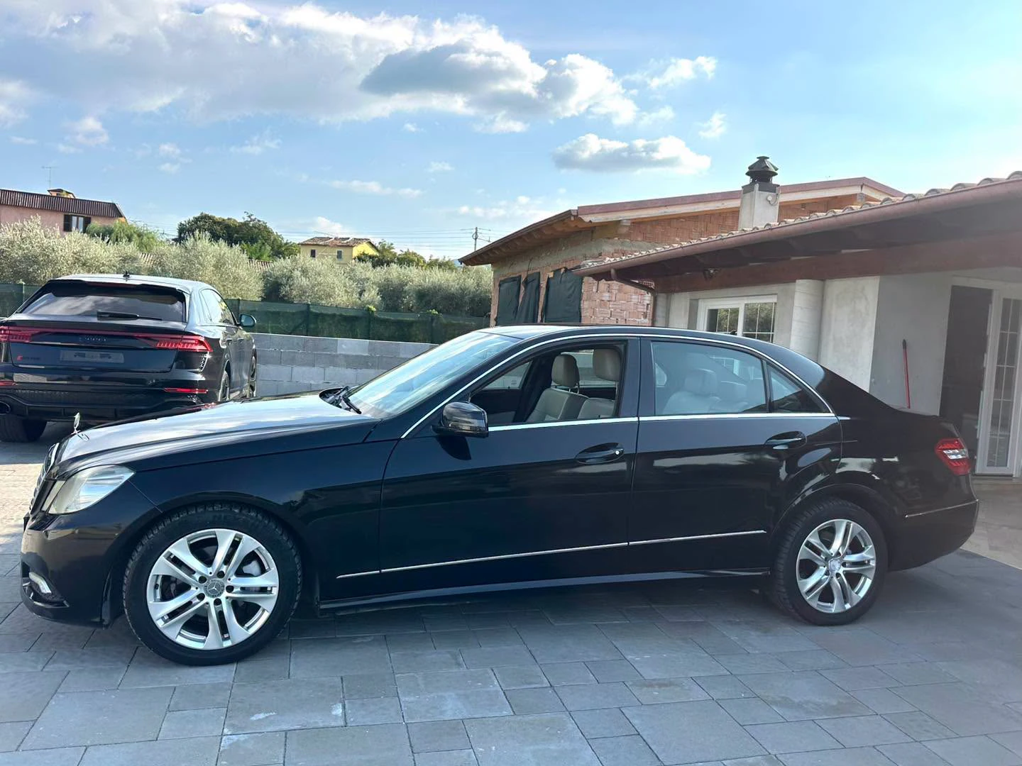 Mercedes-Benz E 220d Avangarde — снимка 2
