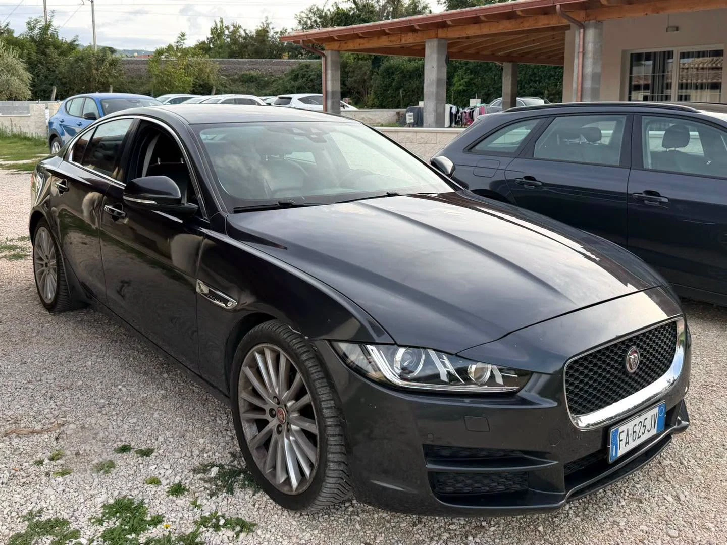 Jaguar XE — снимка 4