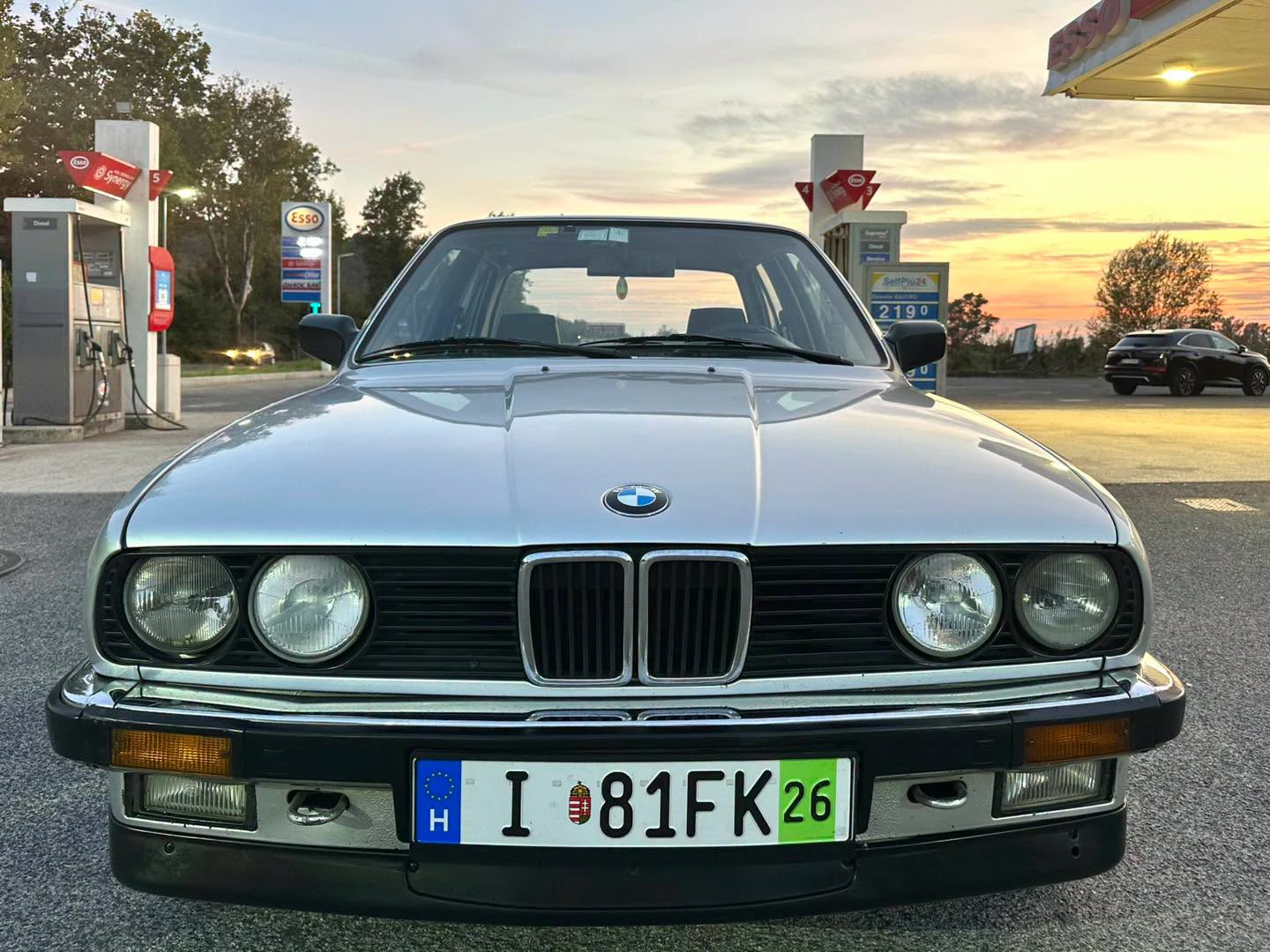 BMW 320i