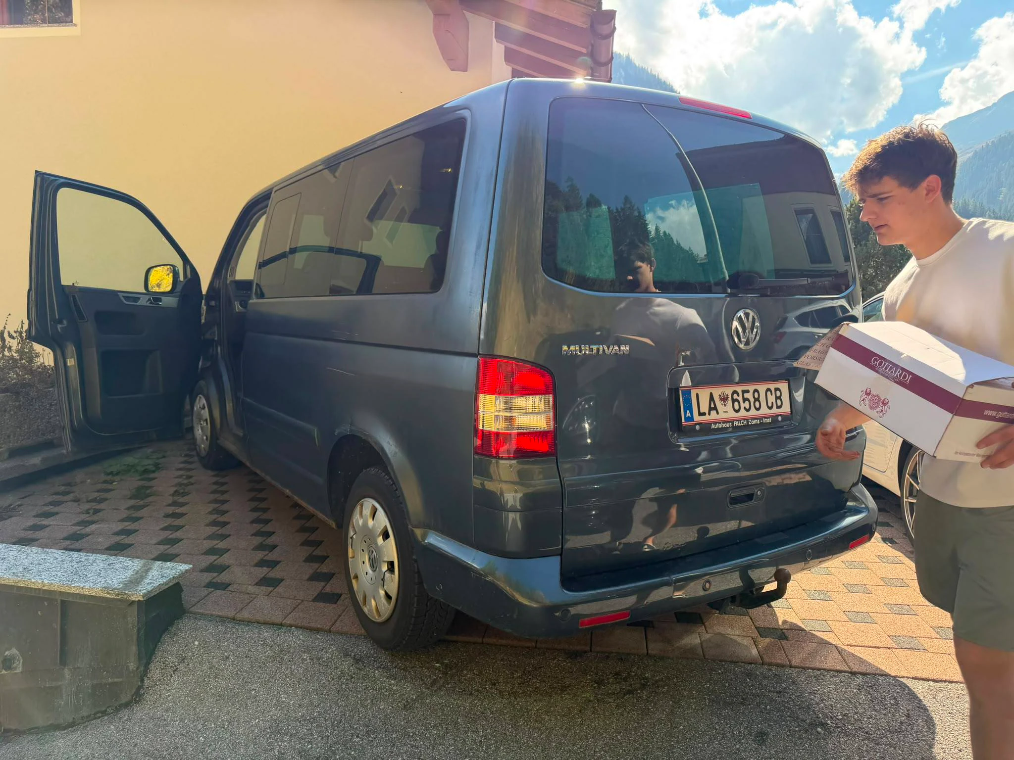 Volkswagen Multivan — снимка 2