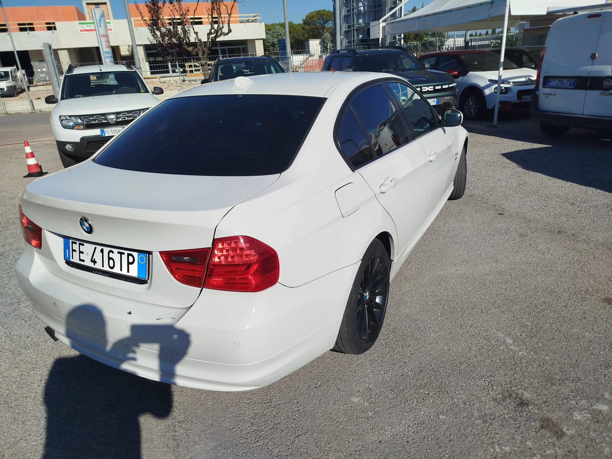 BMW 320d — снимка 4