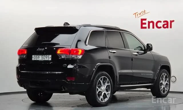 Jeep Grand Cherokee Overland — снимка 5
