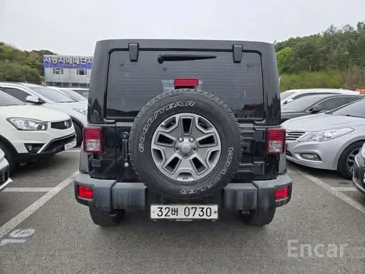 Jeep Wrangler Unlimited Sahara — снимка 5