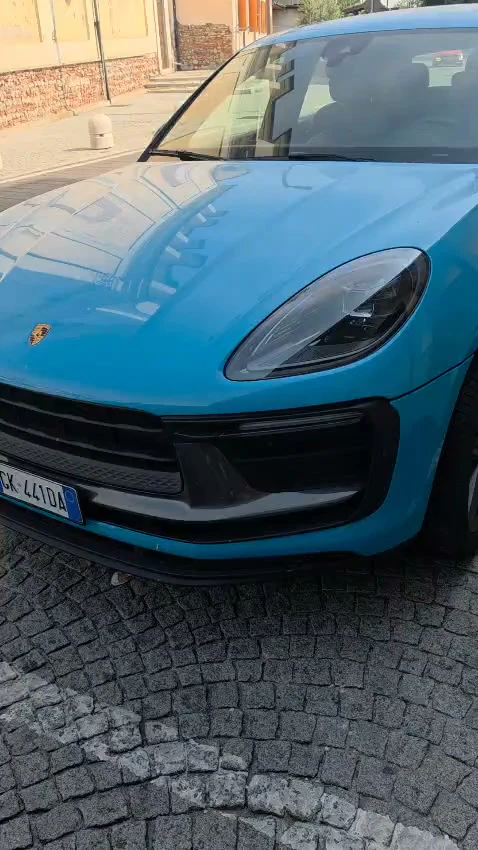 Porsche Macan T